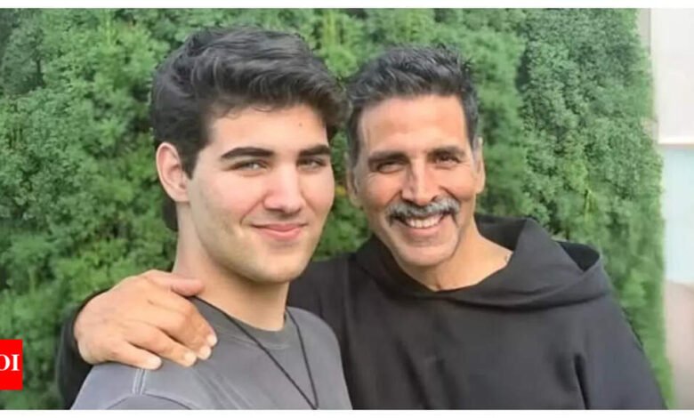 ‘Arab es como Twinkle Khana’: Akshay Kumar ha revelado que su hijo no quiere unirse a la película o dirigir su producción en casa, acaba de estudiar.