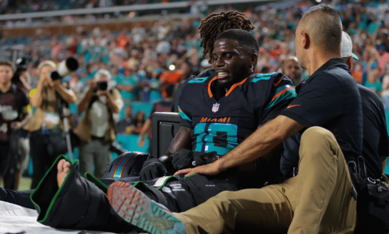 Lesión de Tyalet Hill: Dolphins WR tuvo una terrible lesión en la rodilla en comparación con el avión a reacción el lunes del lunes por la noche del fútbol ”