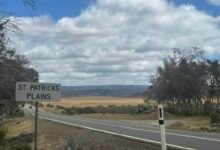 La demora del cuarto gobierno central para el proyecto sinuoso que participó en la competencia en las tierras altas de Tesameia.
