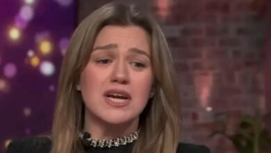 Kelly Clarkson regresó a la pantalla un mes después de la trágica muerte de su exhusband