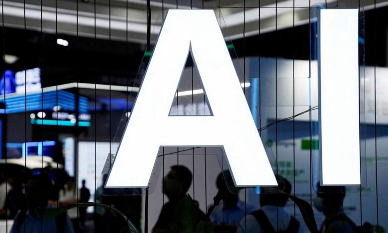 Panel parlamentario sugiere requisitos de licencia para creadores de contenido de IA