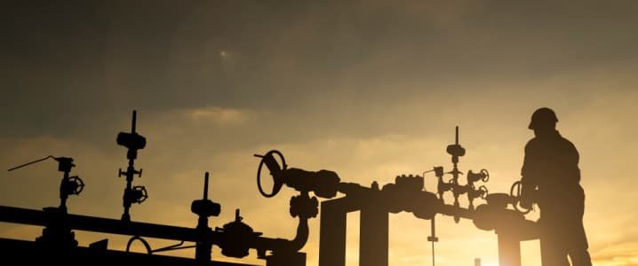 Chevron para aumentar la producción de aceite en Vaca Muerta a 30,000 bpd a fines de 2025. Chevron para aumentar la producción de aceite en Vaca Muerta a 30,000 bpd a fines de 2025.