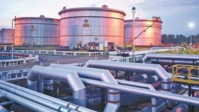 Lágráficos de la industria petrolera para las demandas de GLUT y los inversores