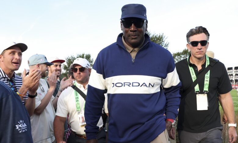 Michael Jordan predice la Copa Ryder de la Copa Ryder de EE. UU. En el sexto partido, “Tenemos un problema”