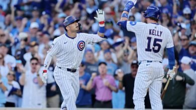 Seiya Suzuki, Cube estimula a los fanáticos al derrotar a los Padres en el Juego 1 de los playoffs de 2025 MLB
