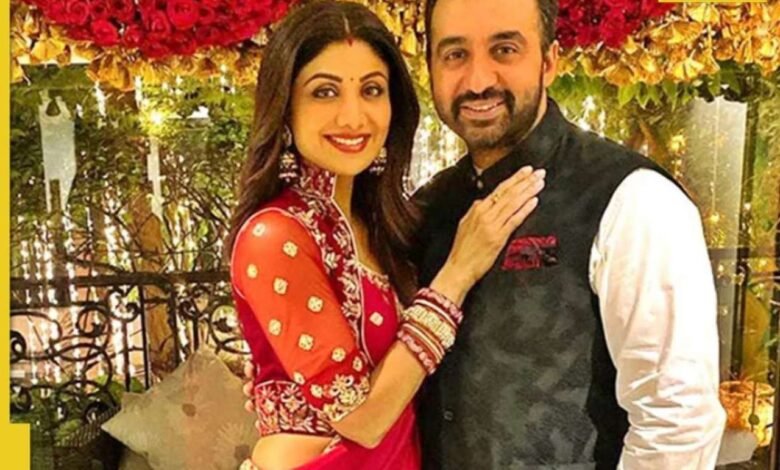El aviso de vigilancia de la policía de la policía de Mumbai, Raj Kundra, está a cargo de Rs 60 millones de rupias. El aviso de vigilancia de la policía de la policía de Mumbai, Raj Kundra, está a cargo de Rs 60 millones de rupias.