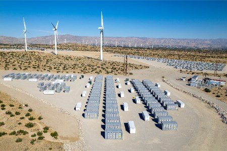 Grenergy tiene 270 millones de dólares estadounidenses para instalar baterías de 3.5 GWH.