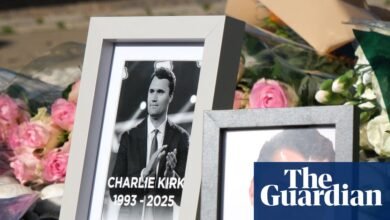 Los vendedores de mercadería cobran el asesinato de Kirk con una avalancha de anuncios de redes sociales | Charlie Kirk disparando