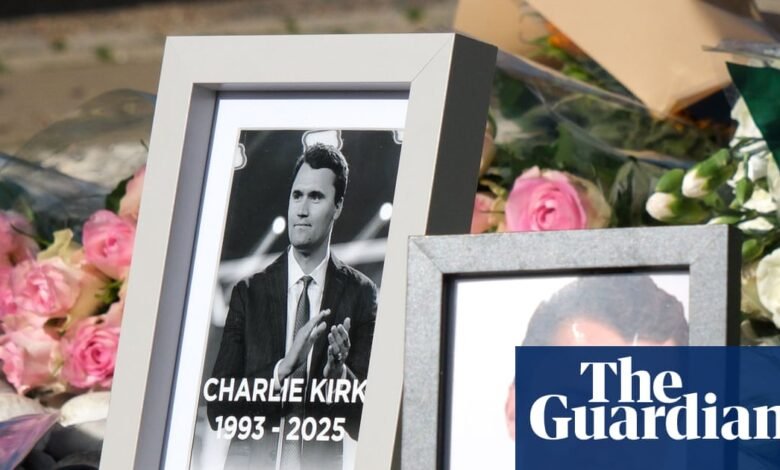 Los vendedores de mercadería cobran el asesinato de Kirk con una avalancha de anuncios de redes sociales | Charlie Kirk disparando