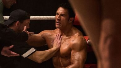 Nunca adivina cómo Dwayne Johnson lesionó la filmación de Smashing Machine en su codo