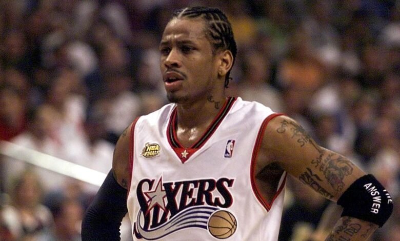 76ers revelaron el uniforme de lanzamiento de Allen Iverson en el video, imágenes para la temporada de 2025 NBA