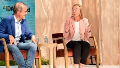 El CEO de Slate dijo que eliminar el crédito fiscal de EV es “abrir la capacidad” del proveedor de baterías.