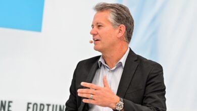 ¿Por qué el CEO de Walmart dice que AI no conducirá a reducir el número de empleados?