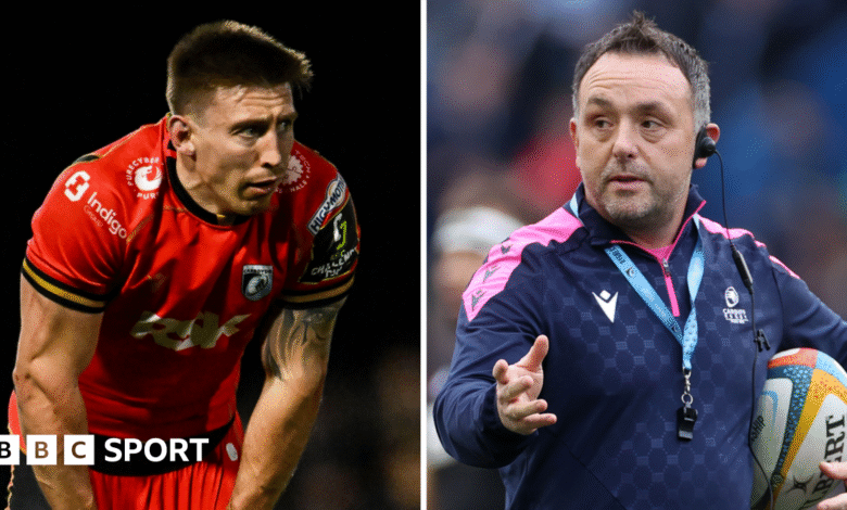 Matt Sherratt: Cardiff saluda a Josh Adams hoaching hoaching