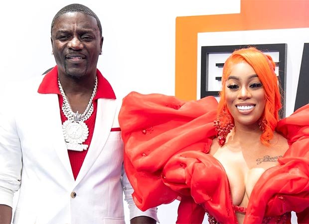 Los archivos de la esposa de Akon para el divorcio antes del 29 aniversario de bodas: Bollywood News
