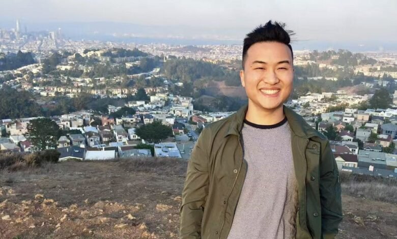 Conecta a su ex novia en China y se da cuenta de que quiere quedarse.