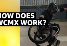 ¿Cómo dejar el funcionamiento de la silla de ruedas de motocicleta?