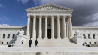 Trump le pide a la Corte Suprema que respalde sus límites en la ciudadanía de los derechos de nacimiento y vuelva a enmienda cómo se ha interpretado la 14a enmienda durante 125 años