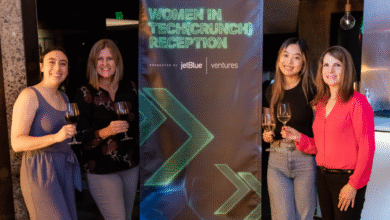 Desde mezcladores hasta lanzamientos: su evento de marca pertenece en Disrupt 2025