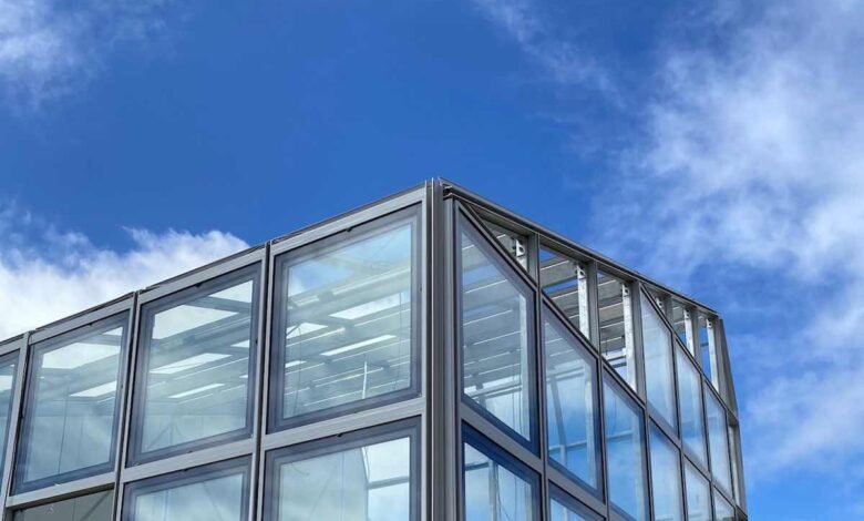 El pionero de Solar Glass dice que la tecnología de próxima generación tiene una salida de energía 66 pct más alta a la mitad del costo