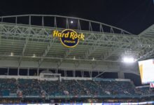 Tua, Tyreek Hill, Dolphins Sport ‘Dark Water’ Uniforms for Jets Game en fotos, videos