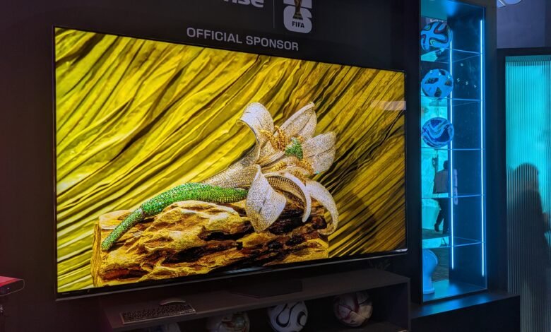 Vi el primer televisor RGB que podrás comprar a un tamaño remotamente realista, y es un verdadero rival OLED