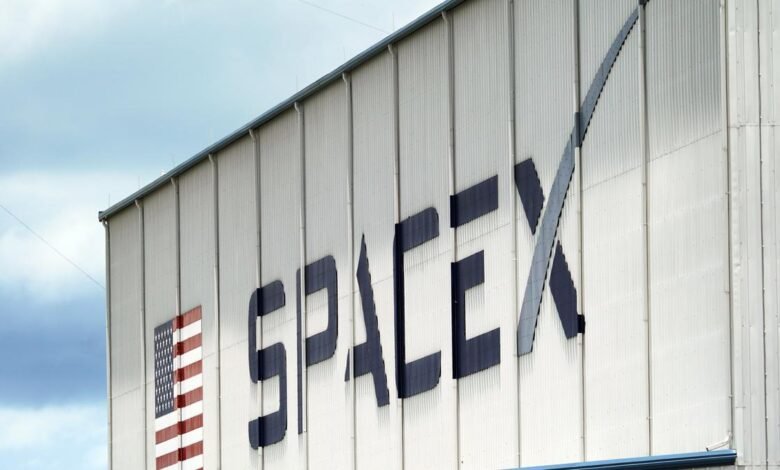 SpaceX compra licencias de espectro inalámbrico Echostar por $ 17 mil millones