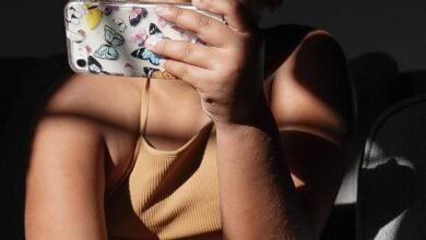 Regulador de EE. UU. Sonas de IA Chatbots sobre preocupaciones de seguridad infantil
