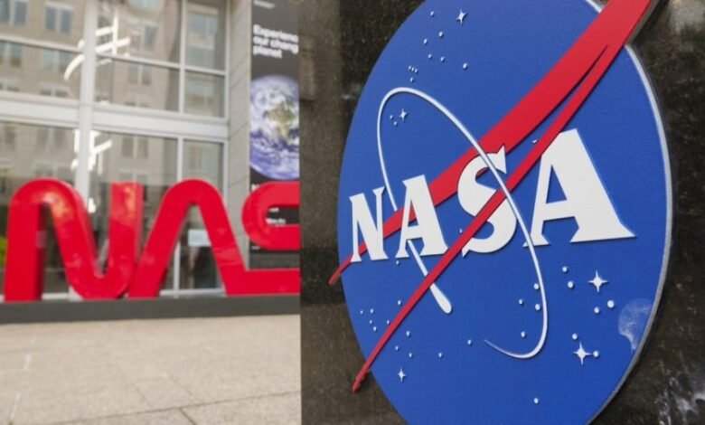 La NASA podría lanzar la misión de la luna tripulada en febrero de 2026