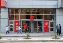 Target espera que haya ventas de regreso a las escuelas que nunca han jugado juegos. El tráfico de tráfico todavía se reduce durante el séptimo mes consecutivo.
