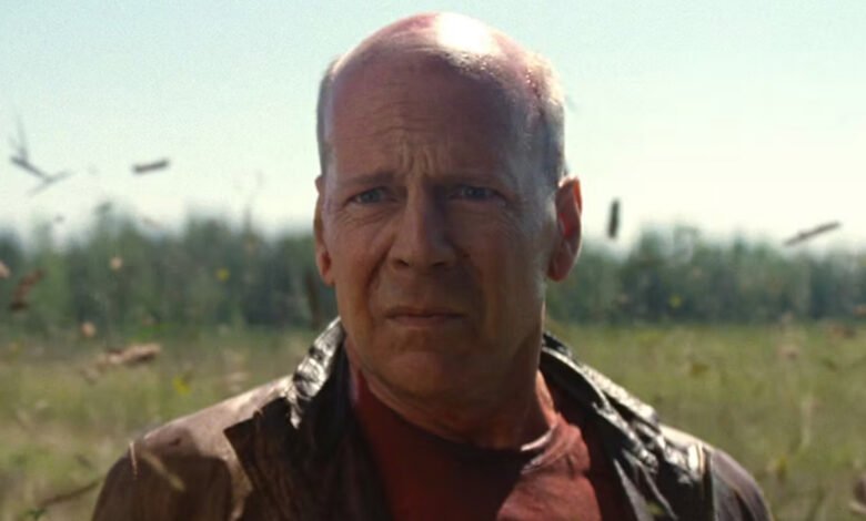 La esposa de Bruce Willis, Emma, ​​ha expuesto a ‘debatir’ por la decisión de trasladarlo a una instalación cuidadosa en su guerra de demencia
