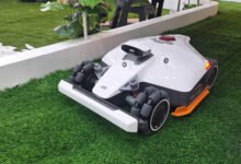 Este nuevo cortacésped robot cambia entre LiDAR, RTK y cámaras para asegurarse de que nunca se pierda