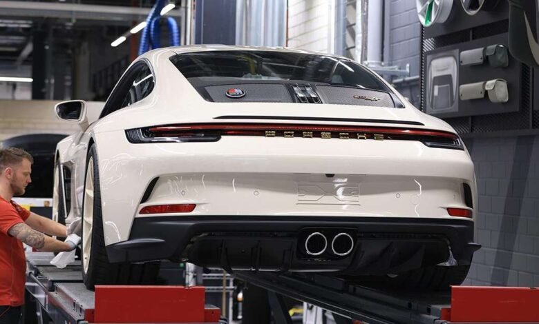 Estados Unidos reduce los aranceles sobre los autos de la UE al 15%