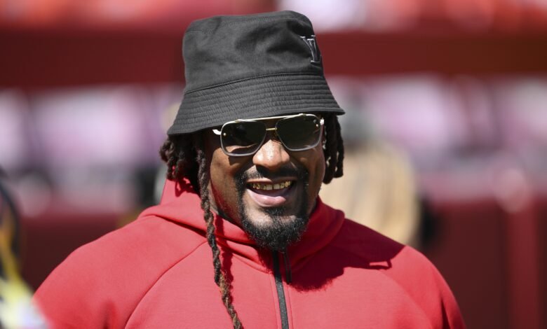 Ex NFL RB Marshawn Lynch para protagonizar la serie de comedia privada de ojos hechos por Amazon