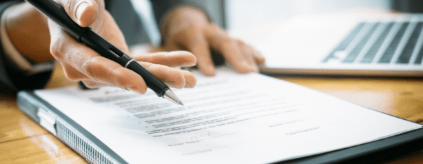¿Quién es un notario? Roles, responsabilidades y por qué importan