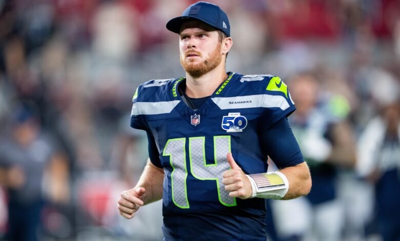 Seahawks HC dice que Sam Darnold está ‘jugando a toda la mente’ después de ganar el cardenal