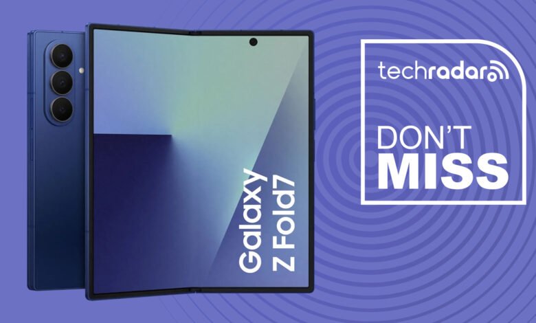 Nuestra elección para el mejor teléfono plegable acaba de obtener un descuento sorpresa de $ 300 en Amazon