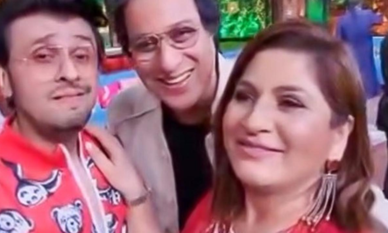 Sonu Nigam y Talat Hajiz tks son un popular canto de Ghazal de Mehdi Hasan