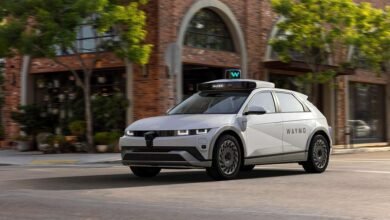 Waymo, a través de la oferta de viajes en transporte público autónomo en Arizona