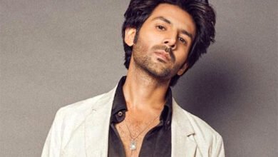 Kartik Aryan compró el espacio de la oficina de Rs 13 millones de rupias con padres en Blind West en Mumbai: Bollywood News