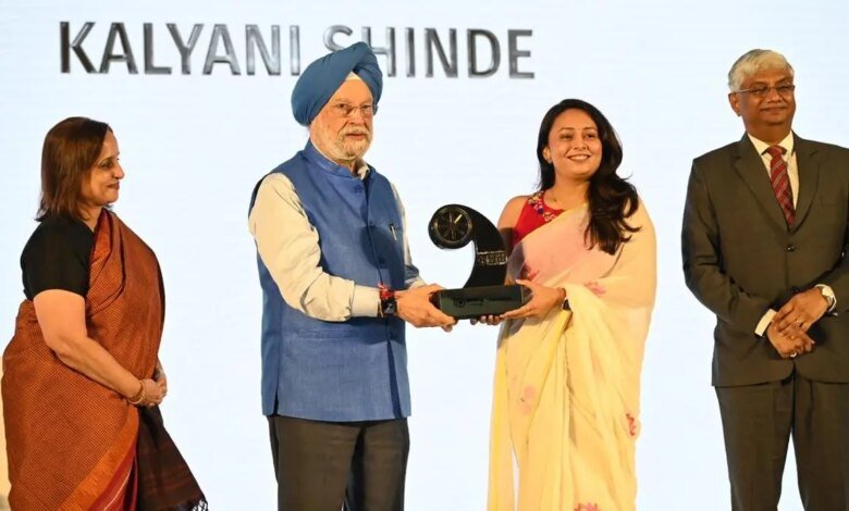 Una visión para que la agricultura sea posible y rentable es impulsar las innovaciones de Godaam: ganador del premio joven Changemaker Kalyani Shinde