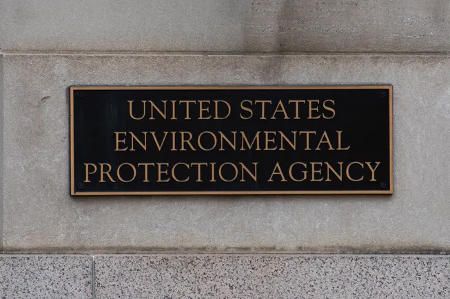 Las ciudades y los estados separan las propuestas de la EPA para cancelar la búsqueda de peligros.