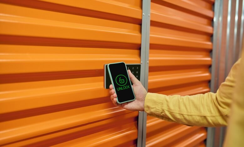 5 Características esenciales de un sistema de gestión de inventario para almacenes 5 Características esenciales de un sistema de gestión de inventario para almacenes