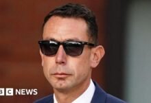David Coote, el árbitro que fue despedido, rechazó el costo de los niños inapropiados.