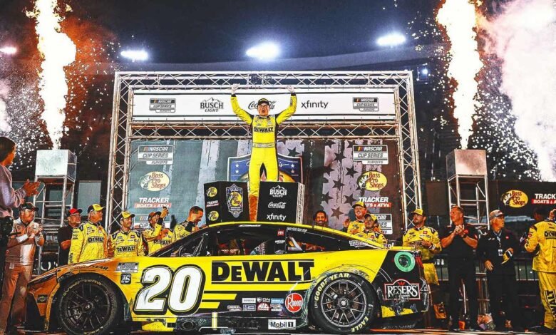 Christopher Bell Triumphs, Alex Bowman, entre los eliminados en Bristol