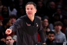 Billy Lange se unió al equipo de entrenamiento de los New York Knicks: el entrenador de Saint Joseph se fue después de seis temporadas