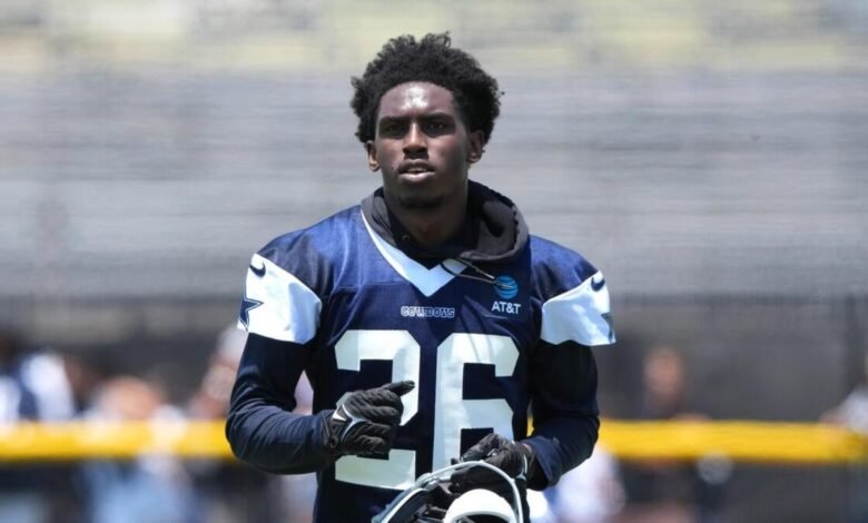 Cowboys, Jerry Jones Evite Micah Parsons repitido volviendo a firmar All-Pro CB Daron Bland antes de la semana 1 Cowboys, Jerry Jones Evite Micah Parsons repitido volviendo a firmar All-Pro CB Daron Bland antes de la semana 1
