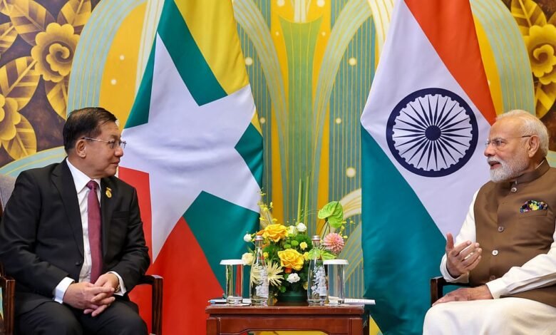 PM Modi al jefe de la Junta de Myanmar PM Modi al jefe de la Junta de Myanmar