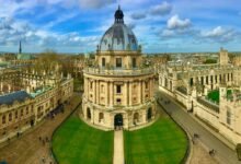 El nombre comercial de Oxford, líder temporal después de que el decano renunció.