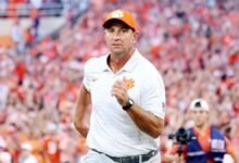 El entrenador Clemson Dabo Swinney merece todas las críticas al comienzo de 1-3, pero no lo cuente.